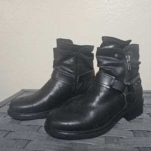 B52 by Bulldozer Black Ankle Boots Size 10